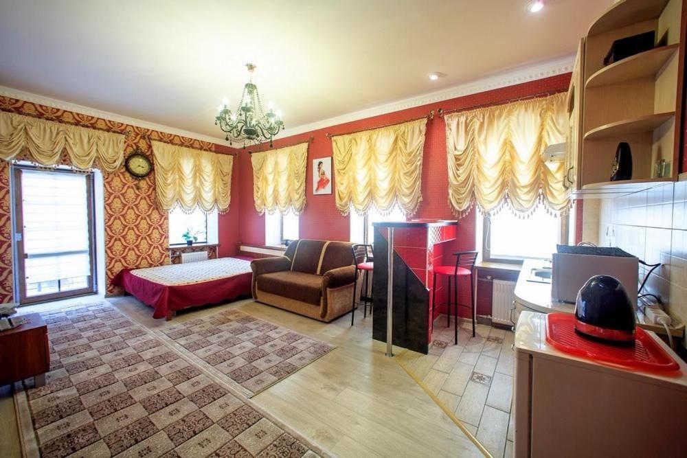 Apartments U Ratushi Kamianets-Podilskyi Exterior foto